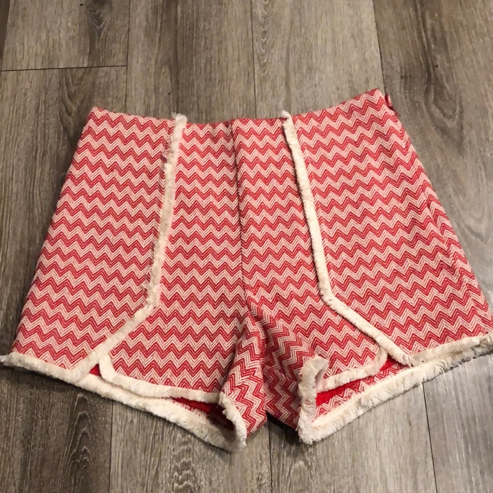 Moon River Chevron Fringe Red White Vintage Style Shorts Small NWOT